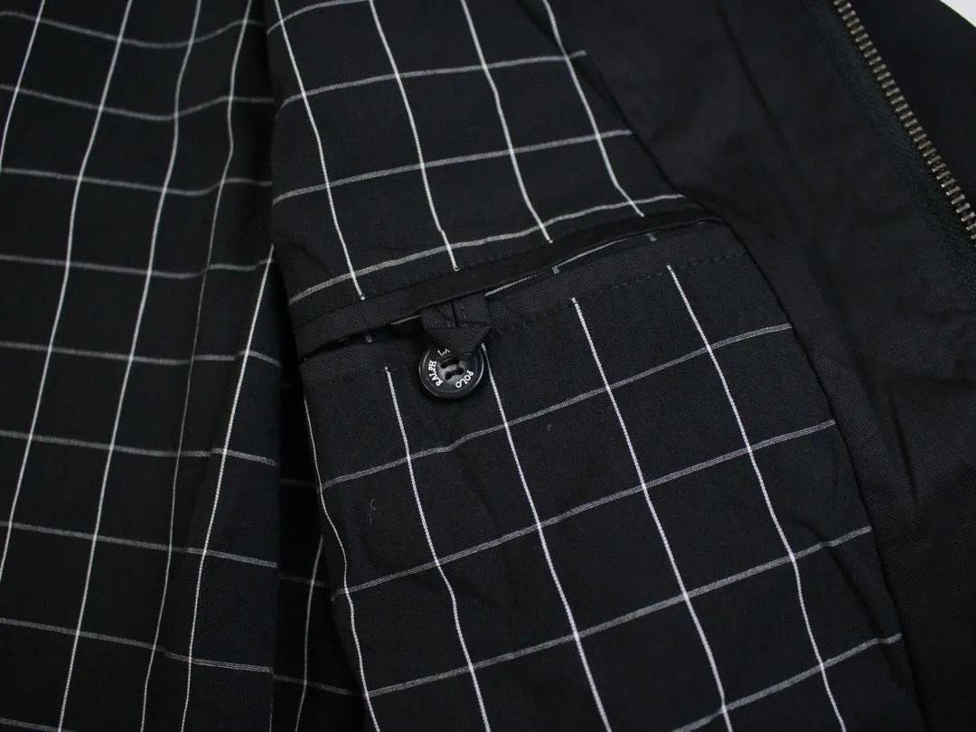 P306 💰Ralph Lauren/Ralph Lauren American vintage classic lapel old cadre retro jacket. Classic design. Timeless classic. The cotton fabric is thick and wide, showing a sense of vintage. The collar and cuffs are decorated with colorful plaid. It looks good on both men and women. Wear it as comfortable as you want. It focuses on relaxed retro YYDS. One piece for both men and women. An indispensable piece for autumn and winter. The most popular jacket at the moment. One hundred percent cotton twill is thick and thick, ⚠️correctly spaced red and green plaid lining, imported high-density embroidery. The Harrington jacket has a loose fit, is short and fat, and is super versatile. It is clean-fitting and is suitable for both men and women. Color: Black Size: M-XXL Size Length Bust Sleeve length Shoulder width M 67 110 61 L 68 114 62 XL 70 118 63 2XL 72 122 64